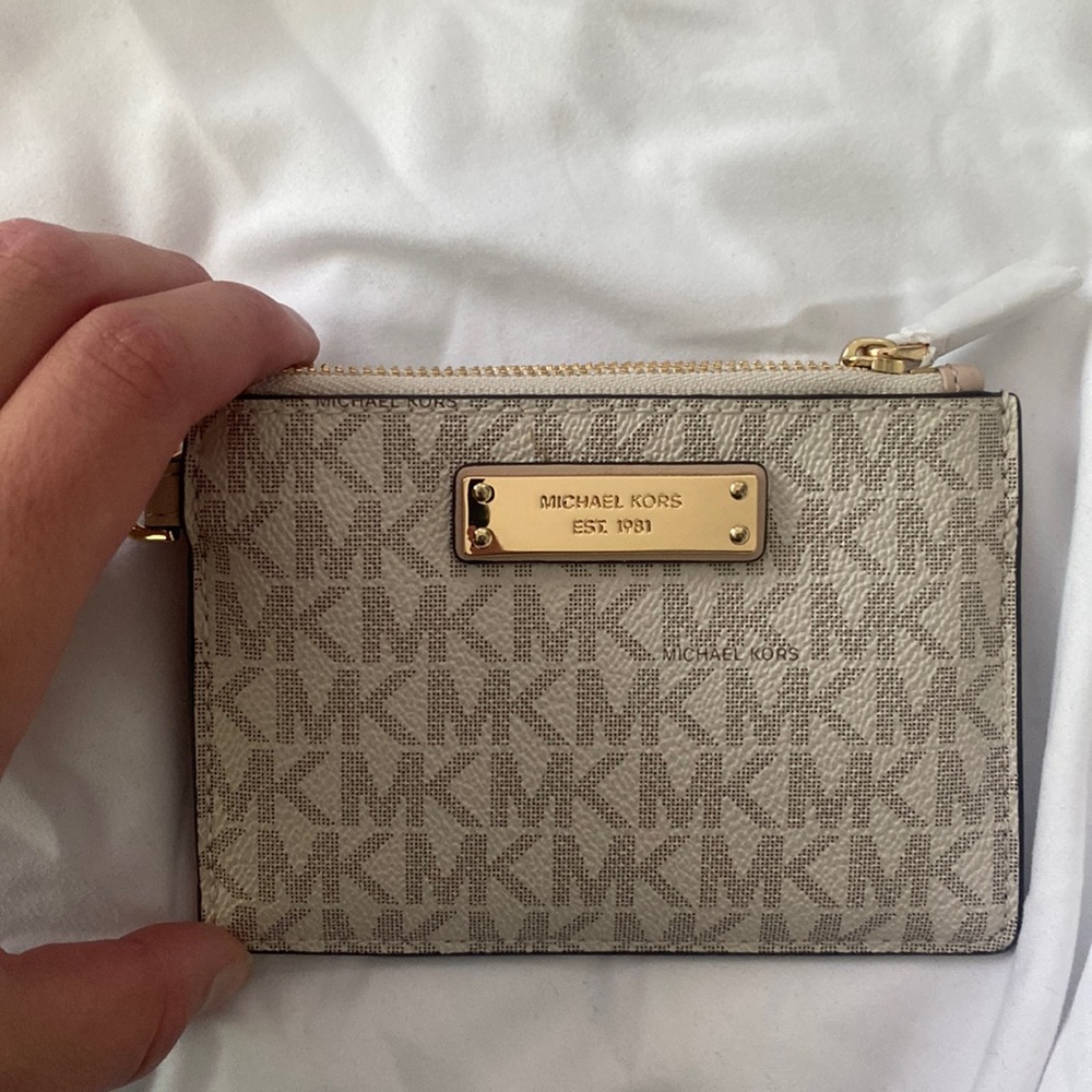 Michael Kors key chain or wrist held wallet!
